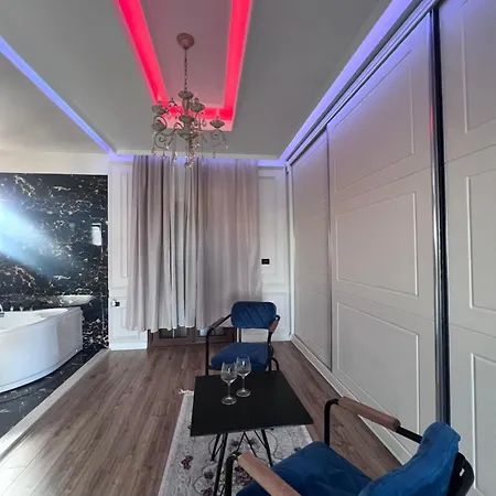Luxury 007 Vandrarhem *
