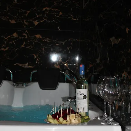 Luxury 007