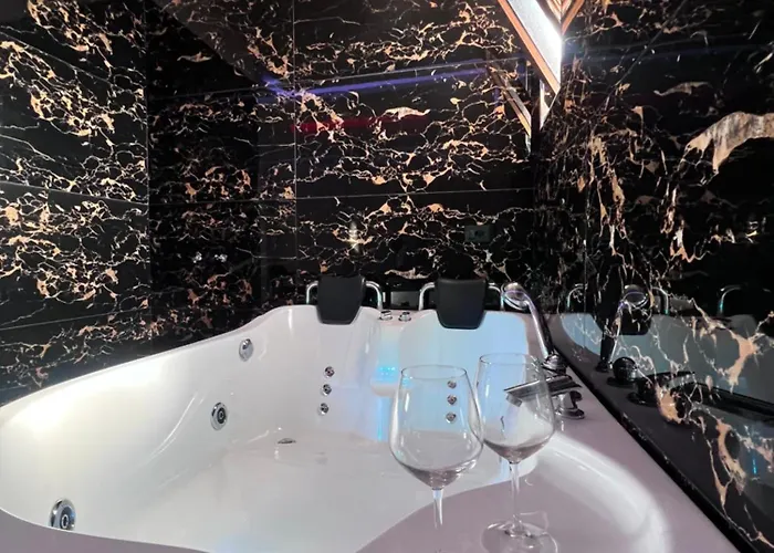 Luxury 007 *