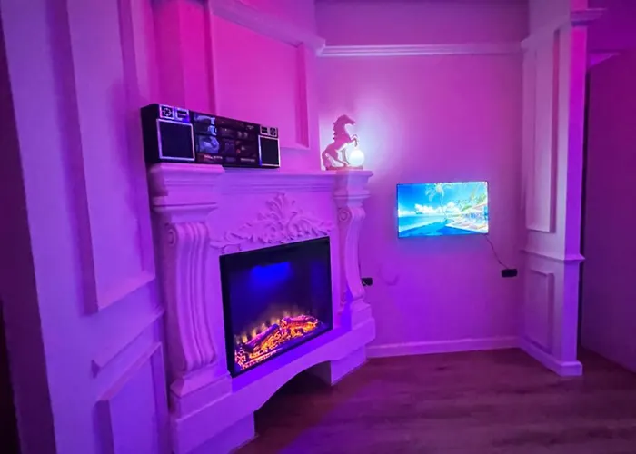 Хостел Luxury 007 *